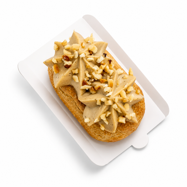 Mini eclair #64 Hazelnut & Praline